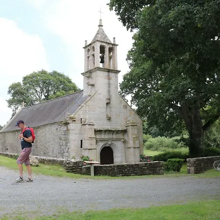 Fontaine Blanche River View, Large Patio & Garden In Brittany With Starlink Wifi Holiday home
